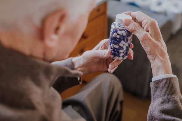 Everything You Need To Know About Dementia And How To Detect It