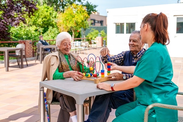 Advantages Of Living In A Senior Living Community